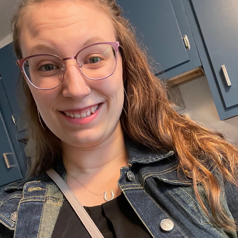 Meet your Posher, Kendra